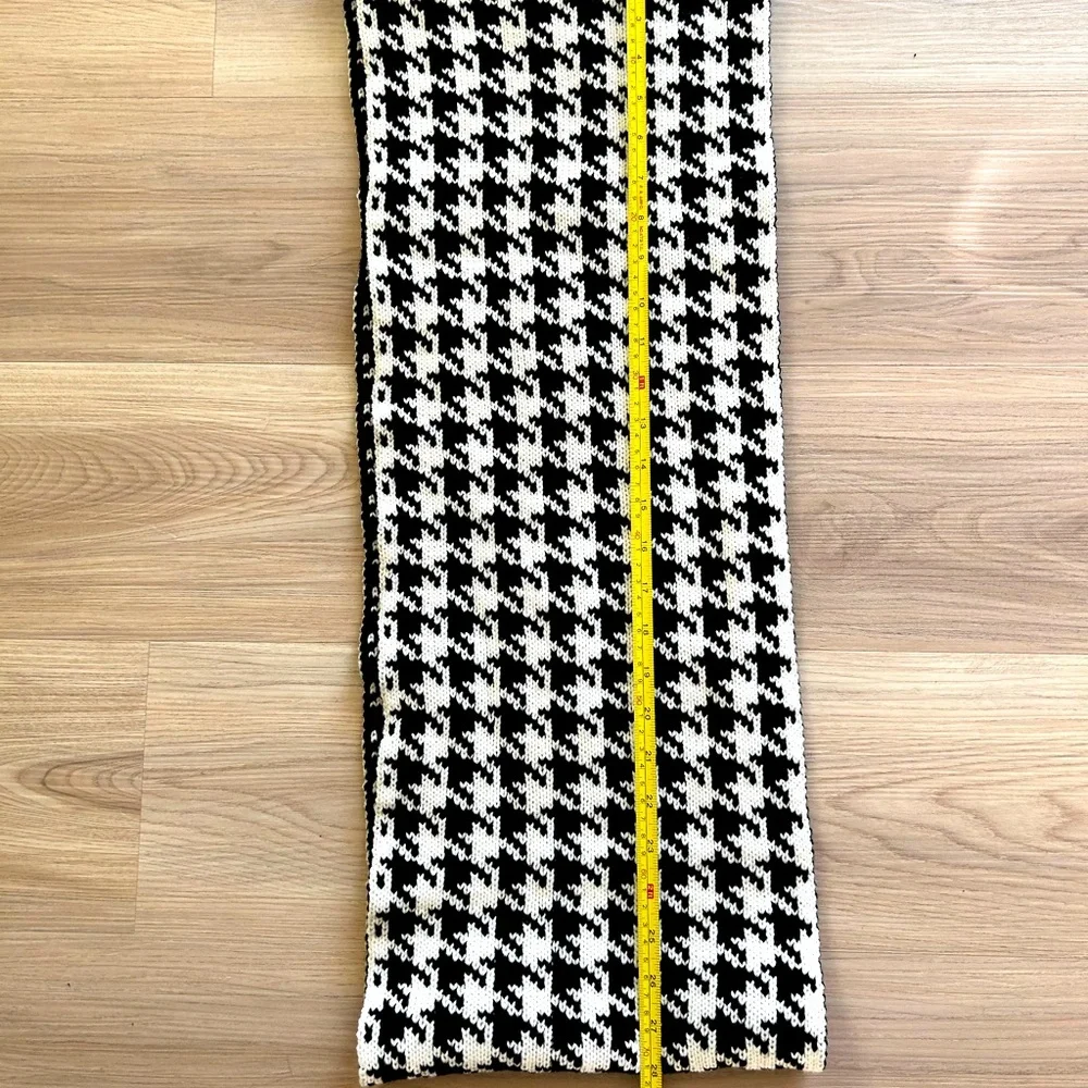 Cejon Houndstooth Infinity Scarf Black White Classic Traditional Staple Timeless